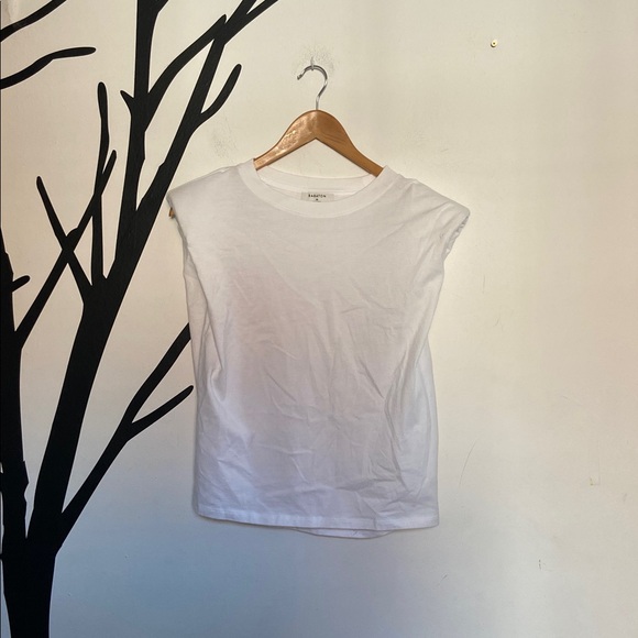 NWT Aritzia Babaton white muscle tee with padded shoulders - Picture 5 of 11